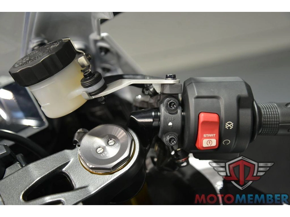 2026 Honda Cbr1000rr alt