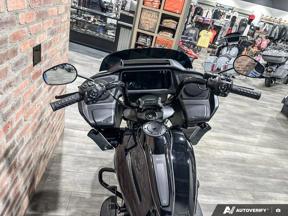 2026 Harley-davidson Road Glide alt