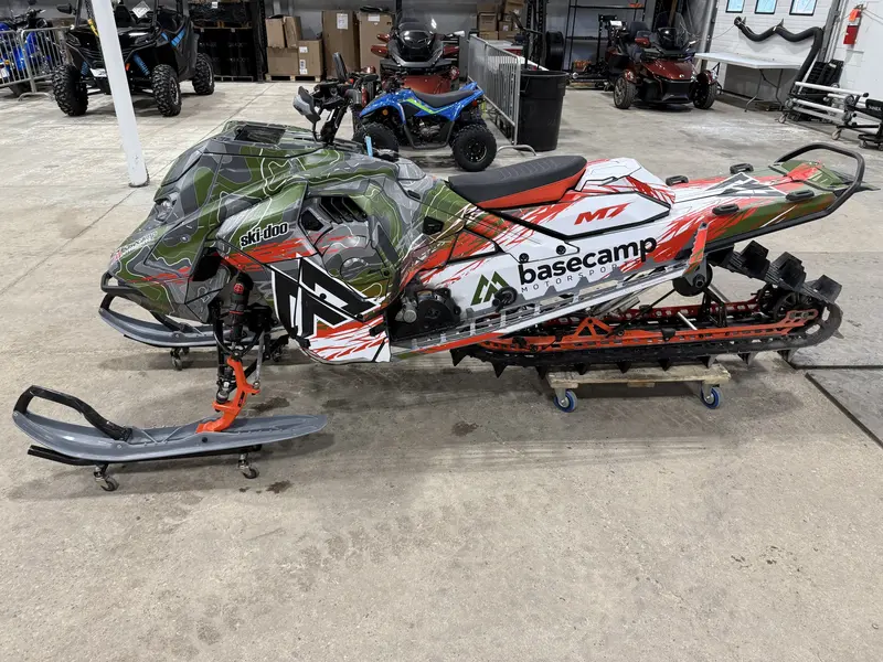 2026 Ski-doo Summit X Expert 154 850 Etec Tgtm alt