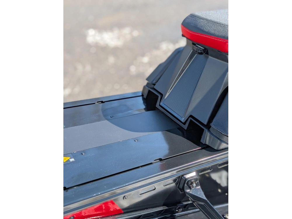 2025 Polaris 650 Indy Xcr 128 🎯 Motoneige Performance Occasion Garantie Cloutée Inspection 1 Proprio Fiable Prête Saison 🟢 alt