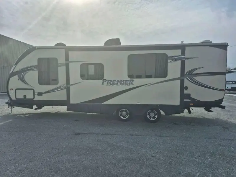 2015 Keystone RV Bullet premier 26RBR thumbnail 9
