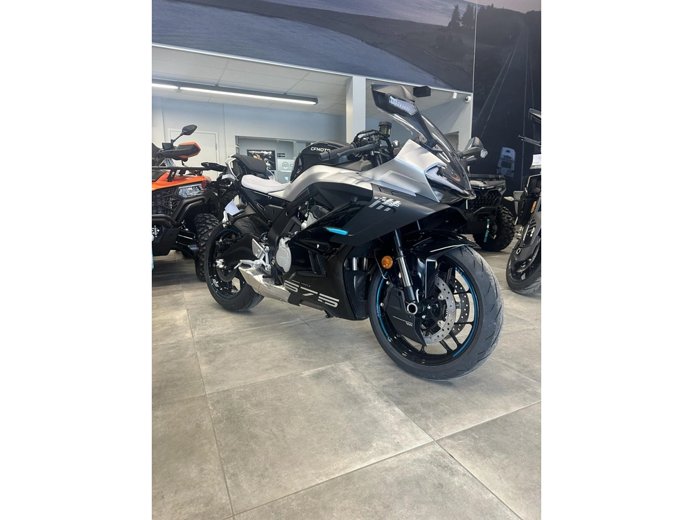 2026 Cfmoto 675ss alt