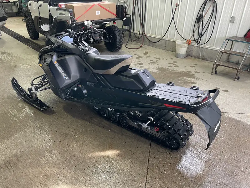 Ski-Doo Renegade Adrenaline 900 ACE Enduro 2026