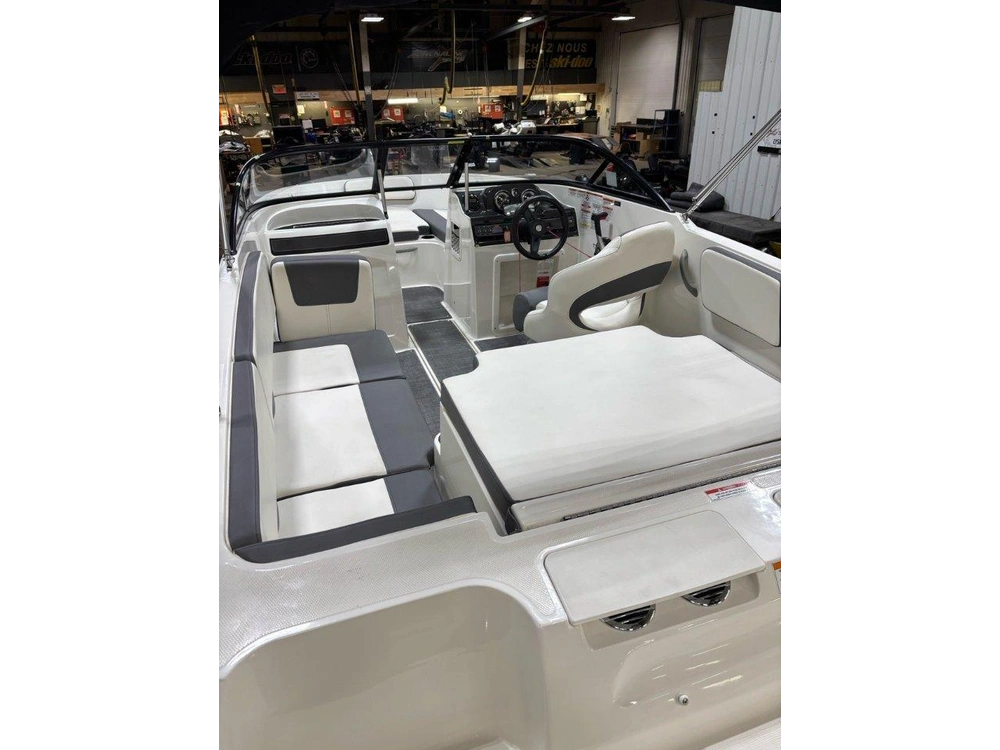 Bayliner Bayliner Vr4 2018 2018 alt