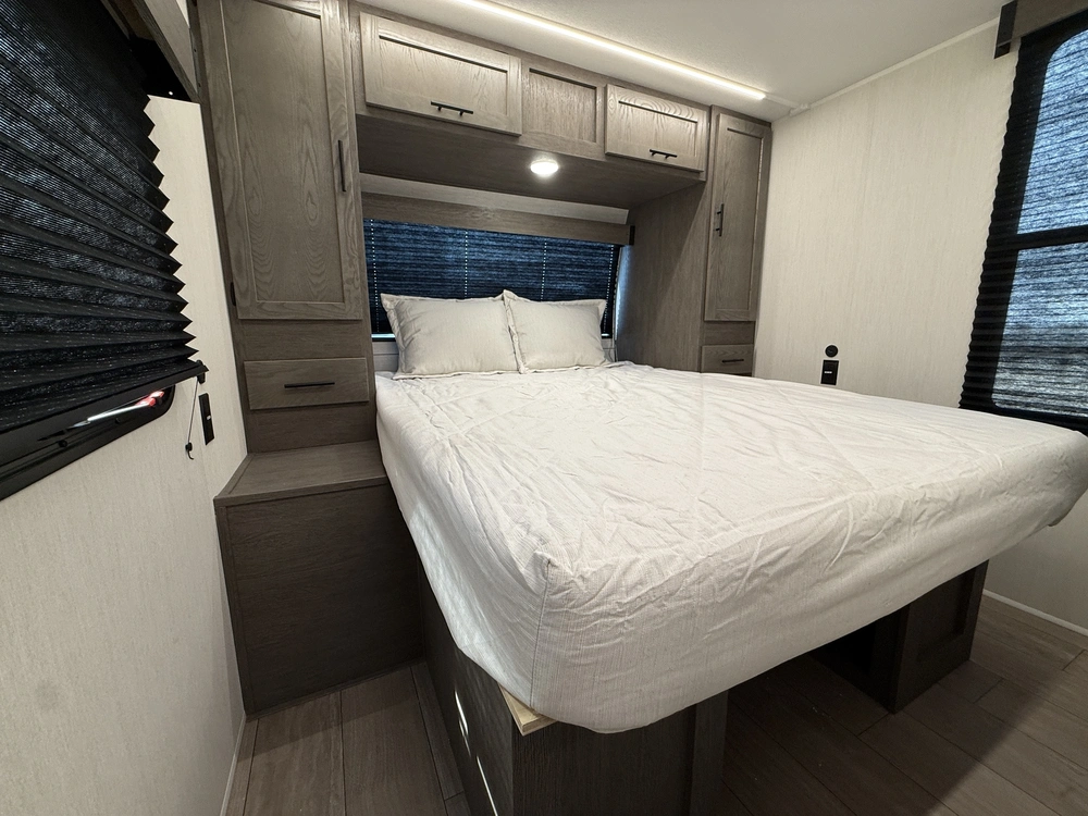 Alpha Wolf 280 Qbs 2026 alt