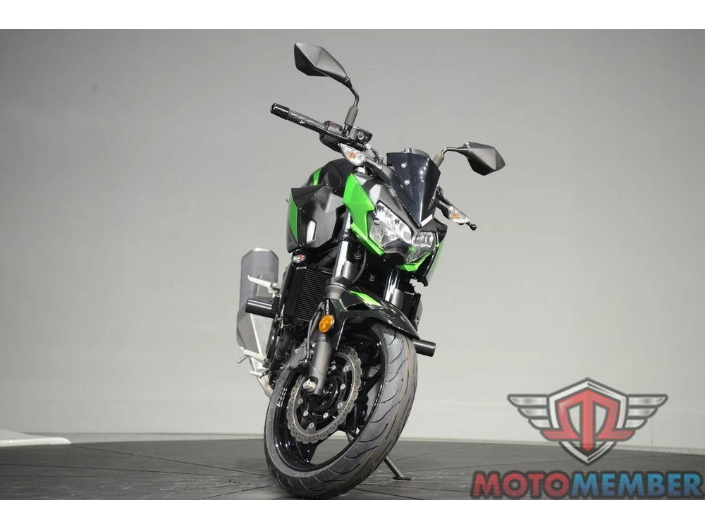 2022 Kawasaki Z400 Abs alt