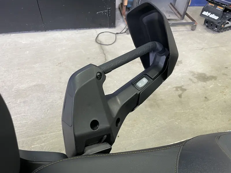 Ski-Doo Grand Touring Sport 900 ACE 2026