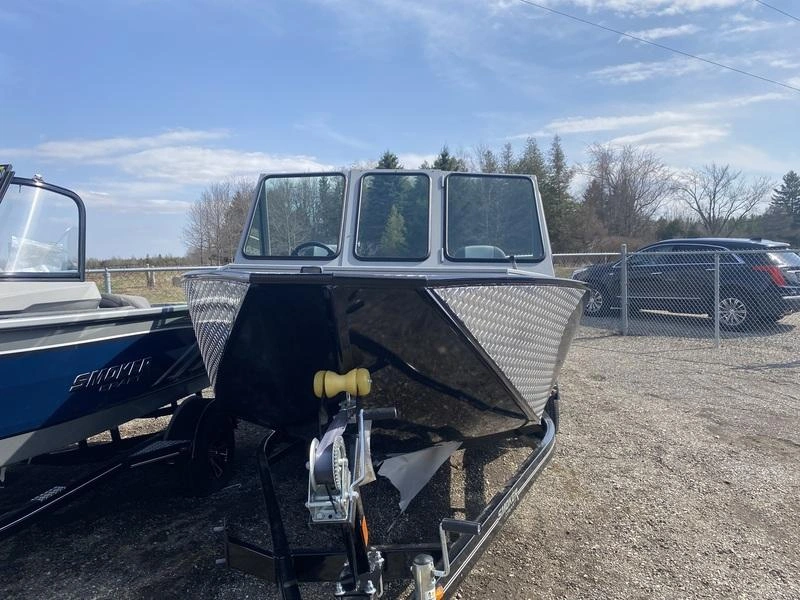 2025 Smoker-craft Pro Sportsman 1872 Dc alt