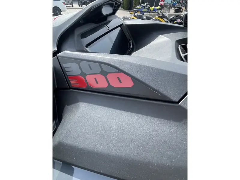 2025 Sea-Doo GTR-X 300 (Sound system) thumbnail 7