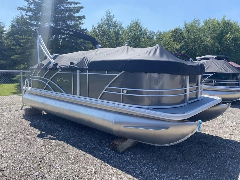 2025 Sylvan Mirage Cruise 820 Cruise alt