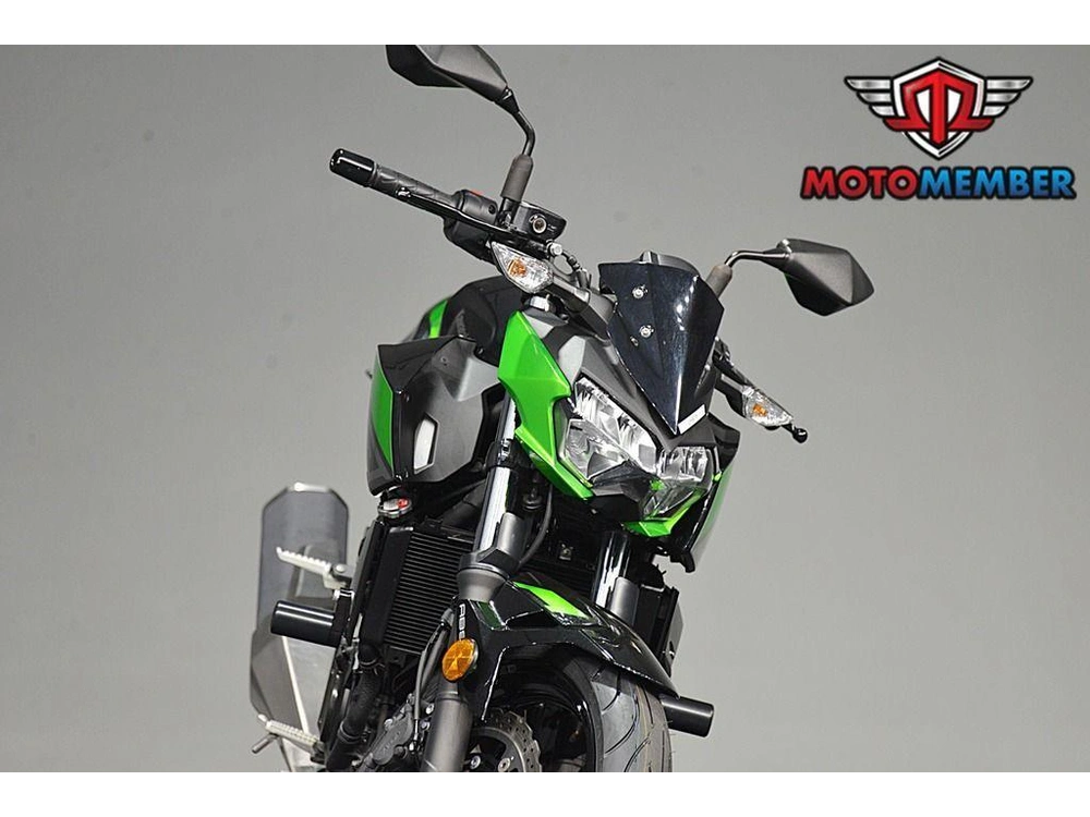 2022 Kawasaki Z400 Abs alt