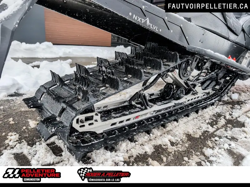Ski-Doo SUMMIT X 800R ETEC 2015