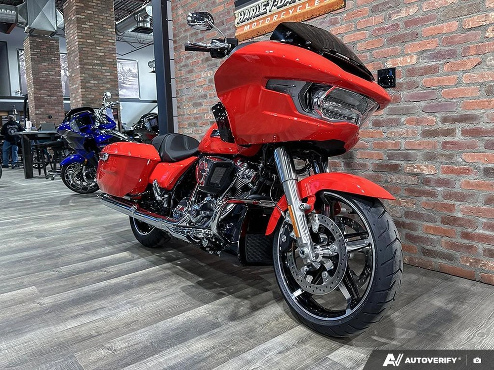 2026 Harley-davidson Road Glide alt