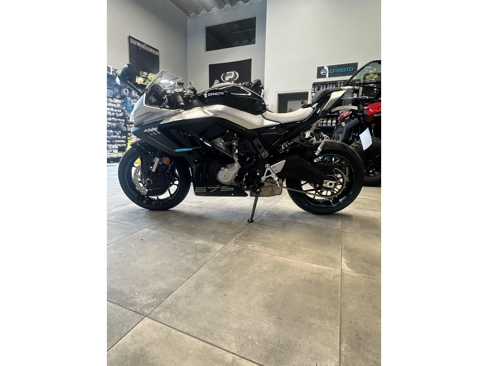 2026 Cfmoto 675ss alt
