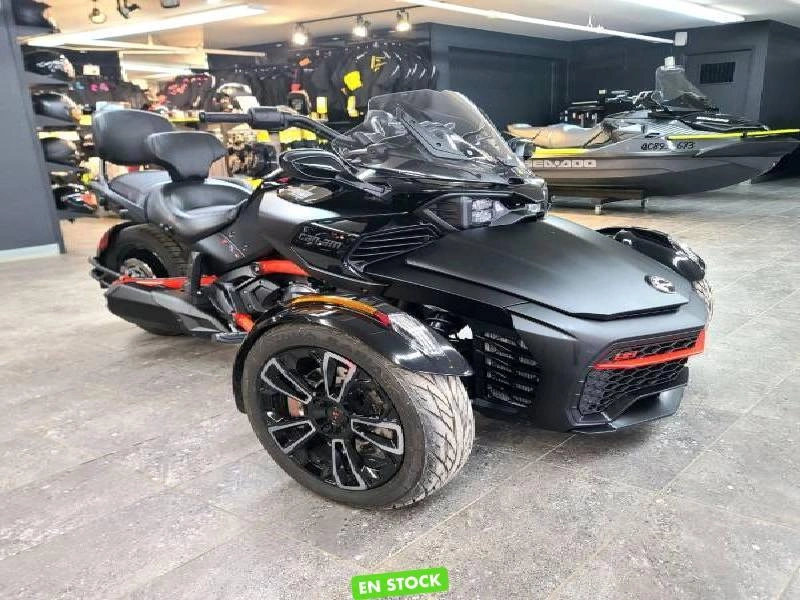 Can-am F3-s Se6 2024 alt