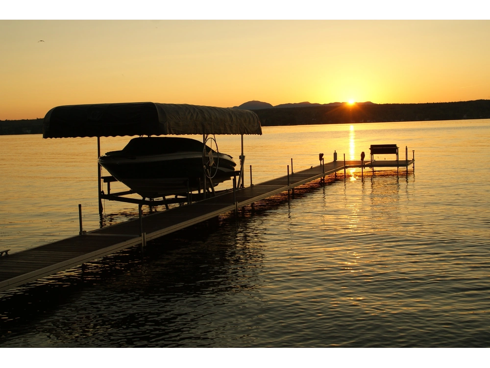 2025 Quais Bertrand Ponton 6500 alt