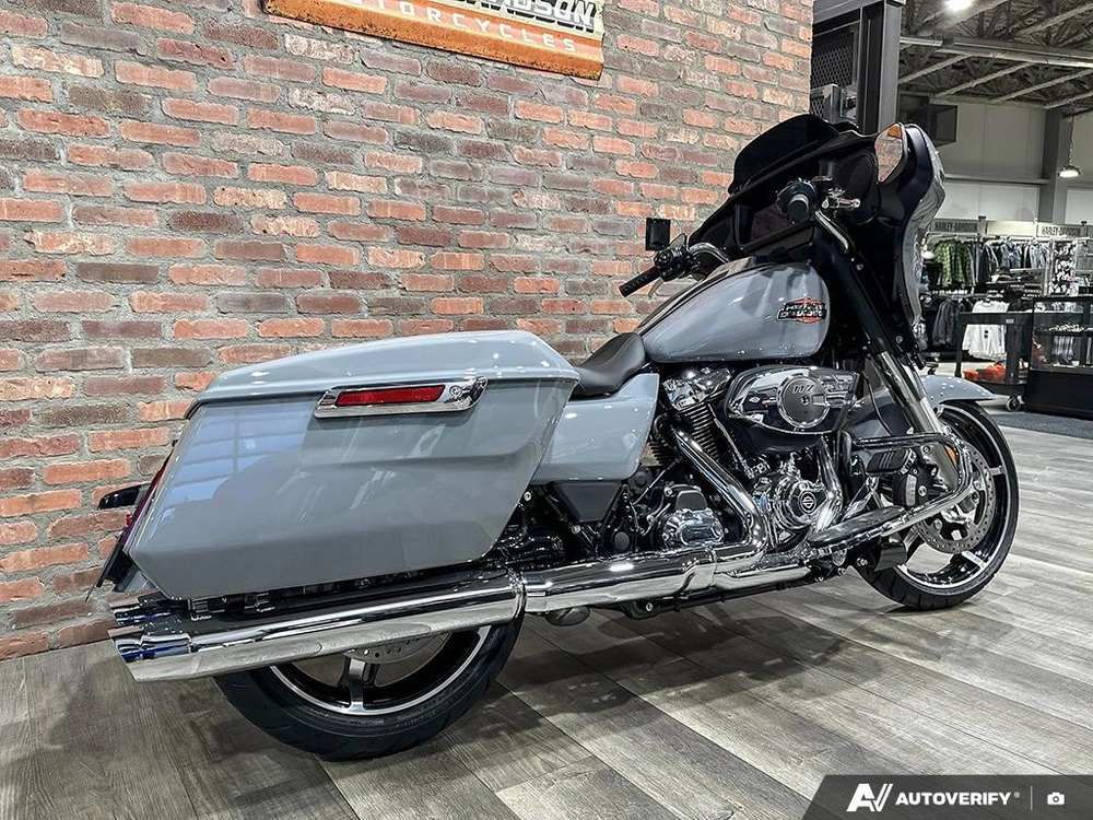 2026 Harley-davidson Street Glide alt