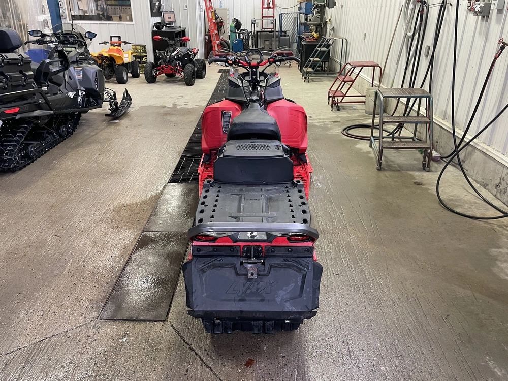Lynx Brutal Re 850 E-tec 2024 alt