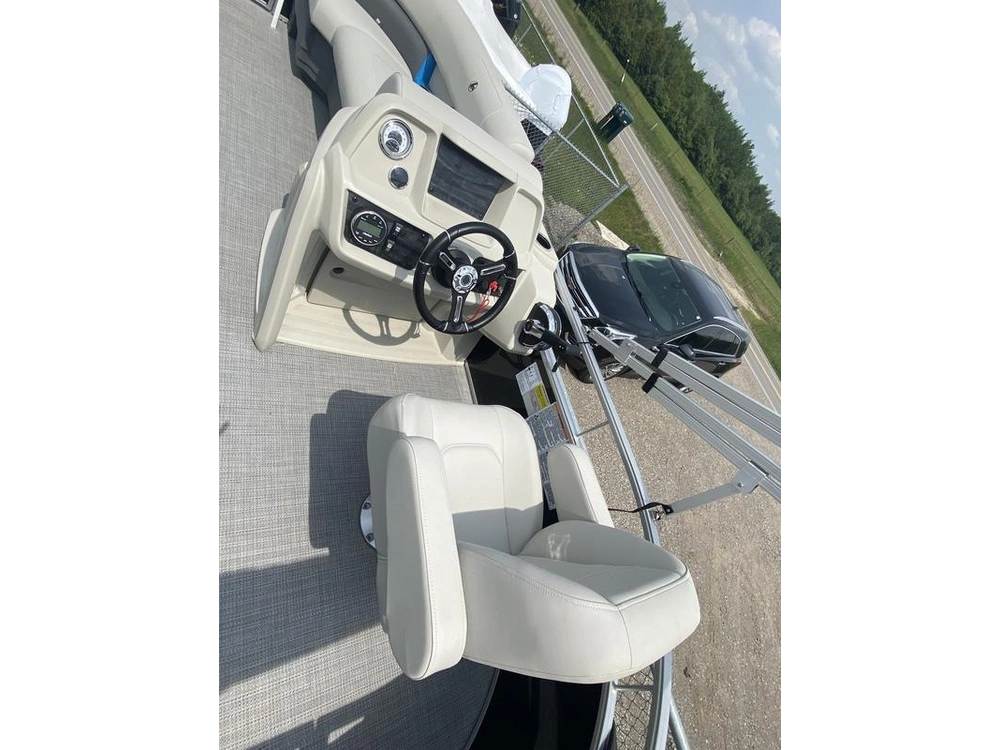 2024 Legend Boats 18 Fun Ext alt