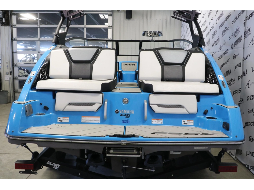 2022 Yamaha 255xd alt