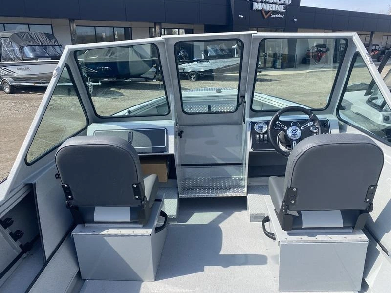 2025 Smoker-craft Pro Sportsman 1872 Dc alt