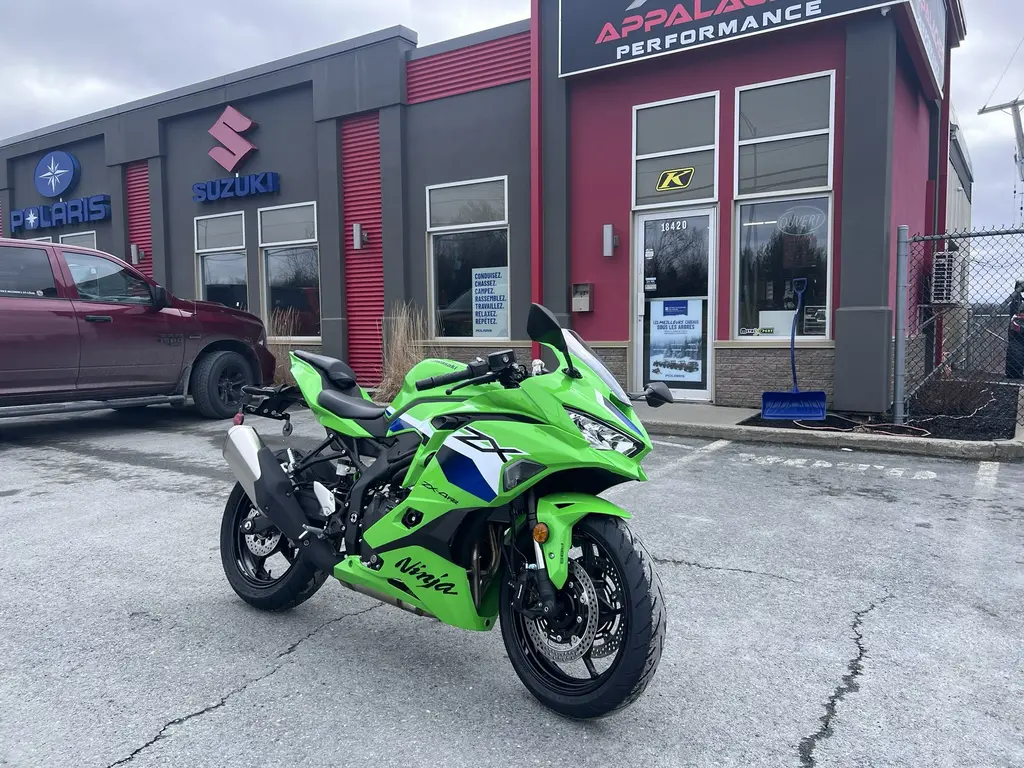 Kawasaki NINJA ZX-4RR 2026