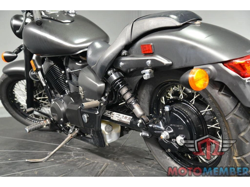 2022 Honda Shadow Phantom alt