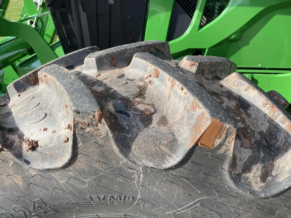 2024 John Deere 6120m alt