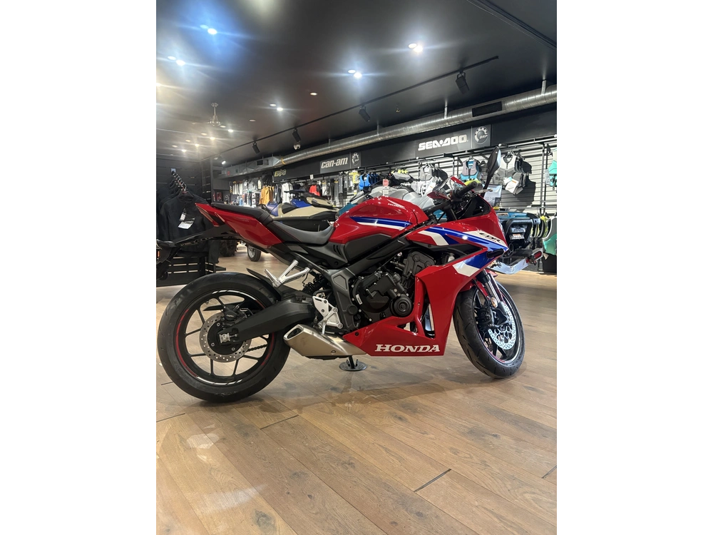 2026 Honda Cbr 650 Ract alt