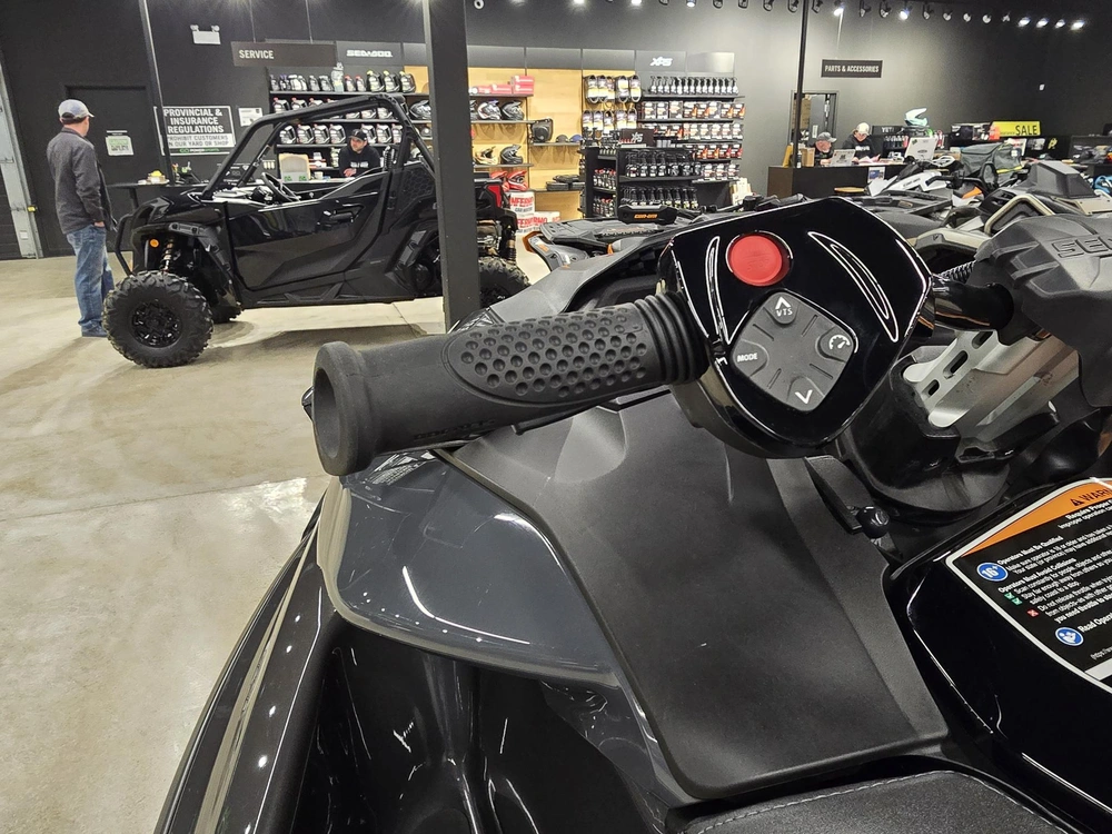 2026 Brp Gtr-x 300 alt