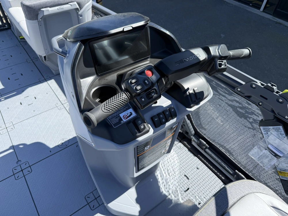 2026 Sea-doo Switch Cruise 21' alt
