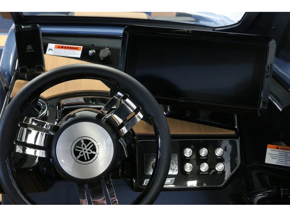 2026 Yamaha 222xd alt