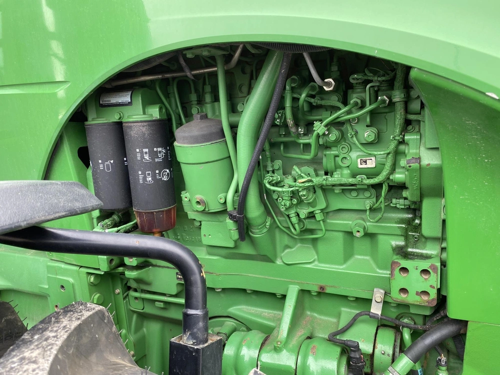 2014 John Deere 8320r alt