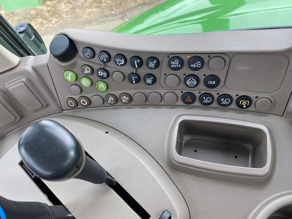 2024 John Deere 6110m alt