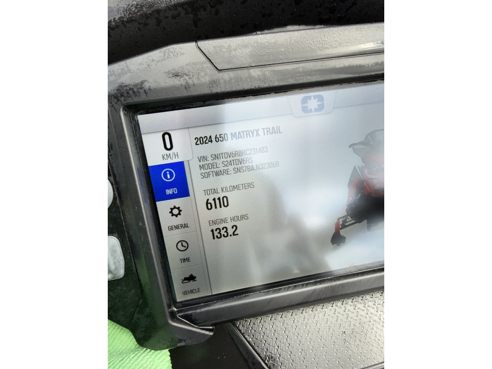 2024 Polaris 650 Indy Vr1 137 alt