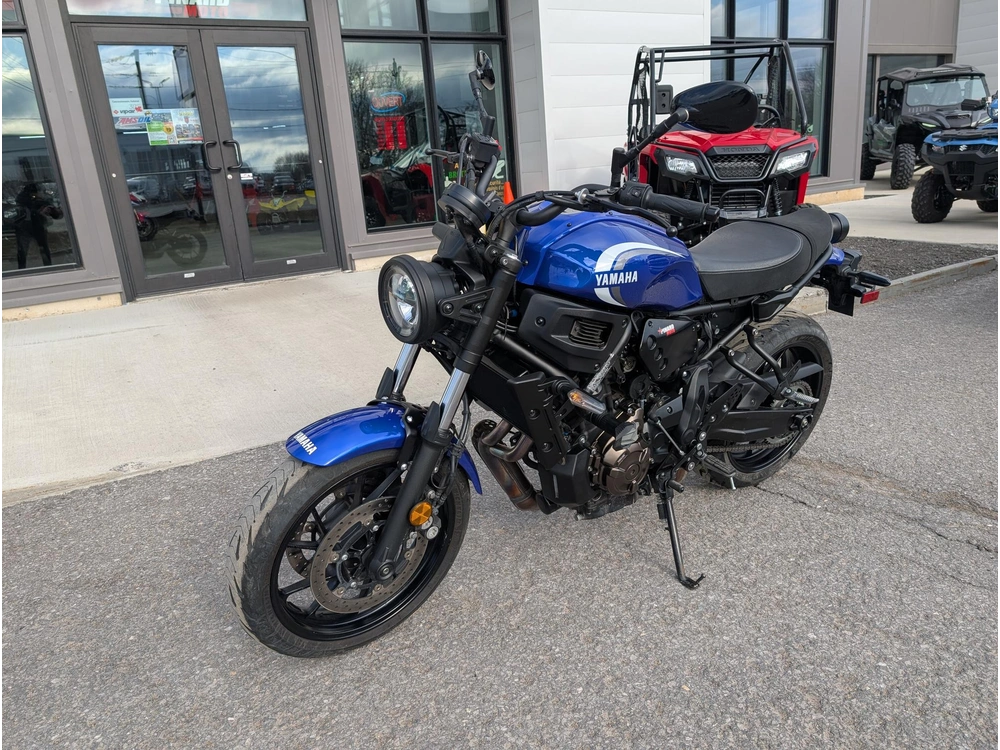 Yamaha Xsr 700 2024 alt