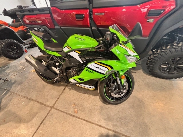 Kawasaki Ninja Zx-4rr Krt Zx4rr Zx 4rr Zx 4r Zx4 2025 alt