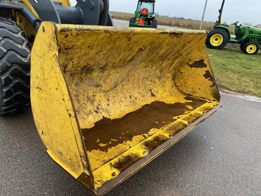 John Deere 344l 2020 alt
