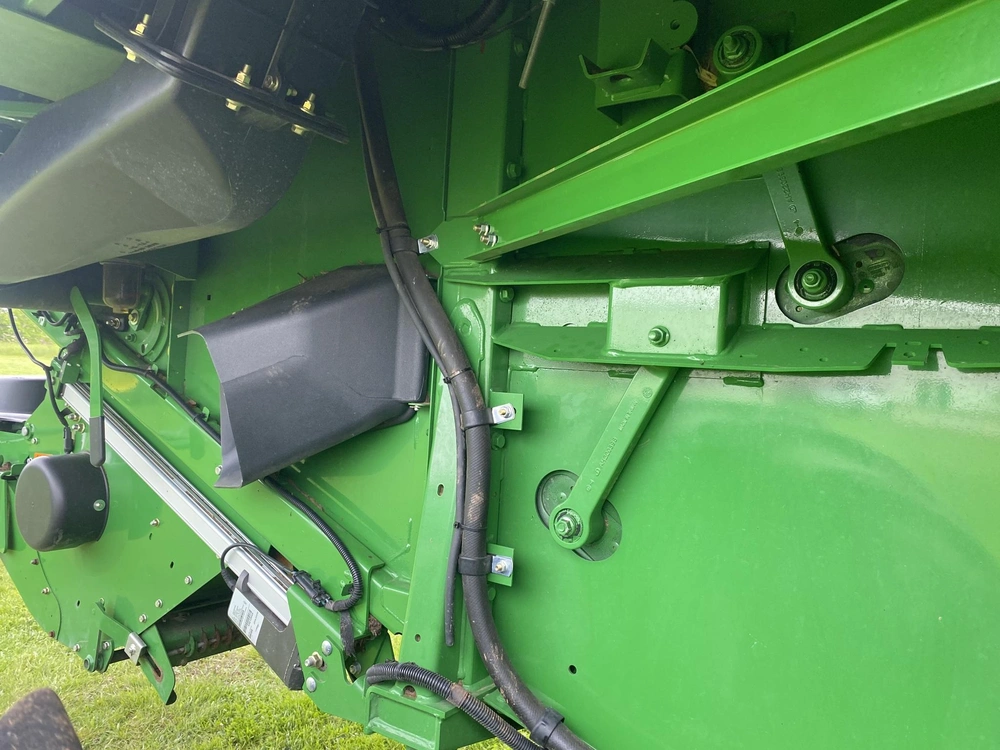 John Deere S660 2013 alt