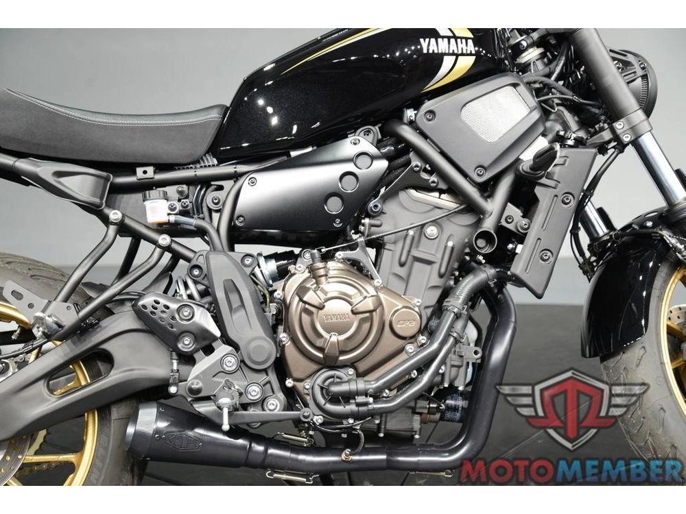 2025 Yamaha Xsr700 alt