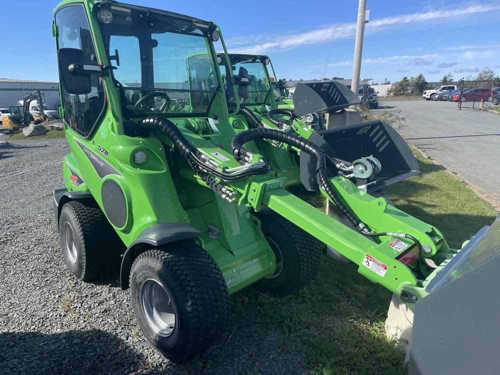Avant M528 2023 alt