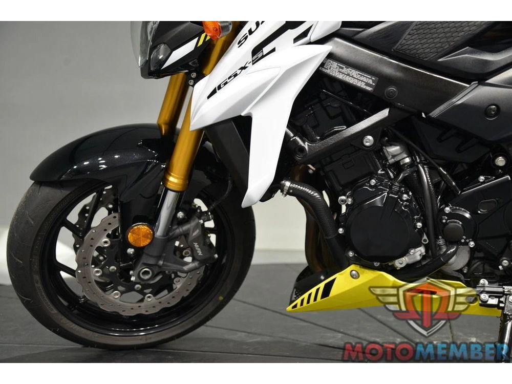 2023 Suzuki Gsx-s750z alt
