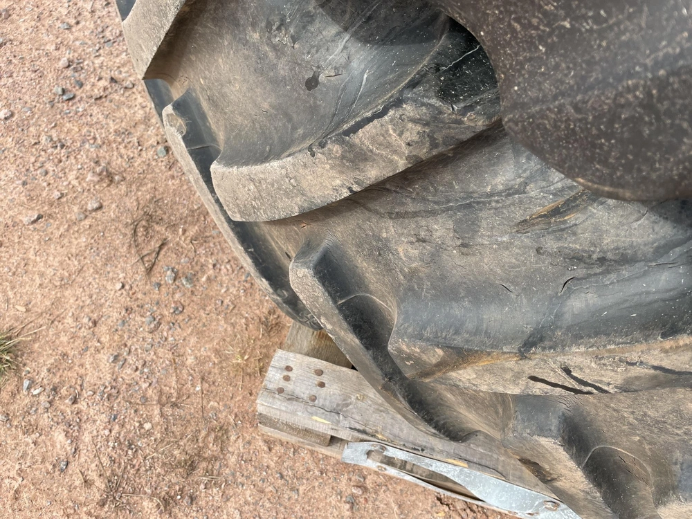 2014 John Deere 8295r alt