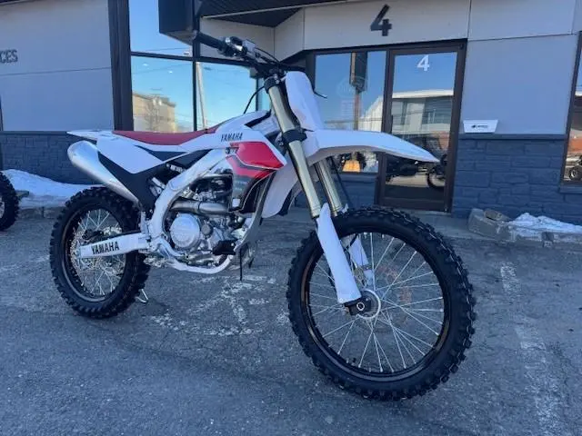 2026 Yamaha YZ450F 70E ANNIVERSAIRE MOTEUR 4 TEMPS thumbnail 2