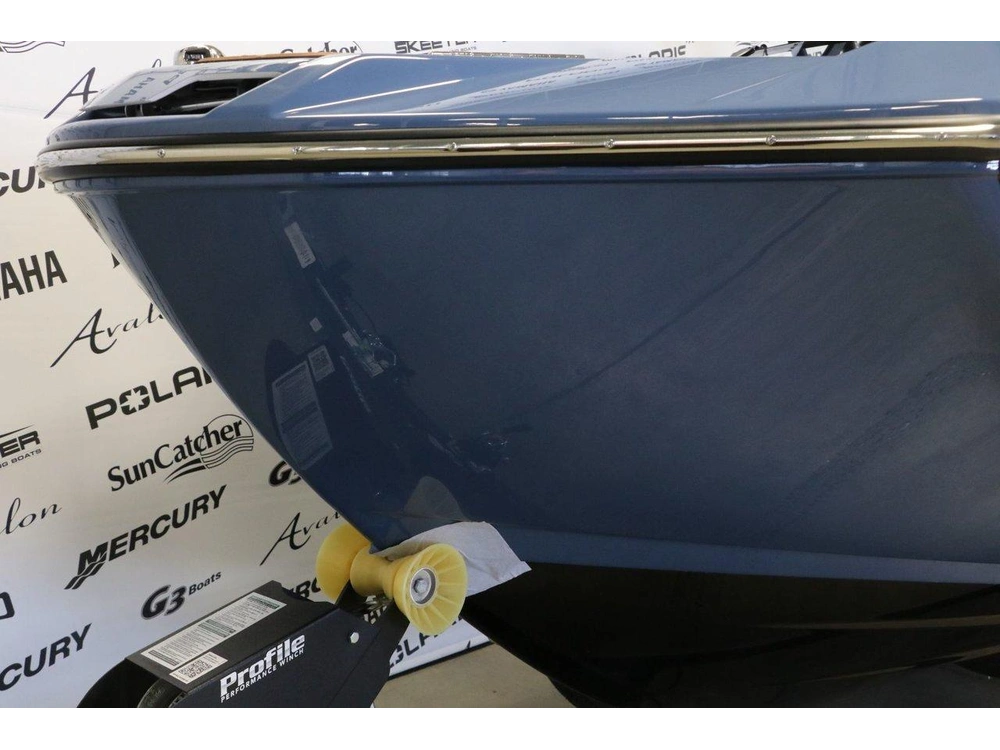 2026 Yamaha 222xd alt