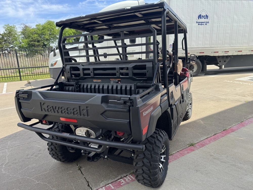 2026 Kawasaki Mule™ Pro-fxt™ 1000 Platinum Ranch Edition Platinum Ranch Edition alt