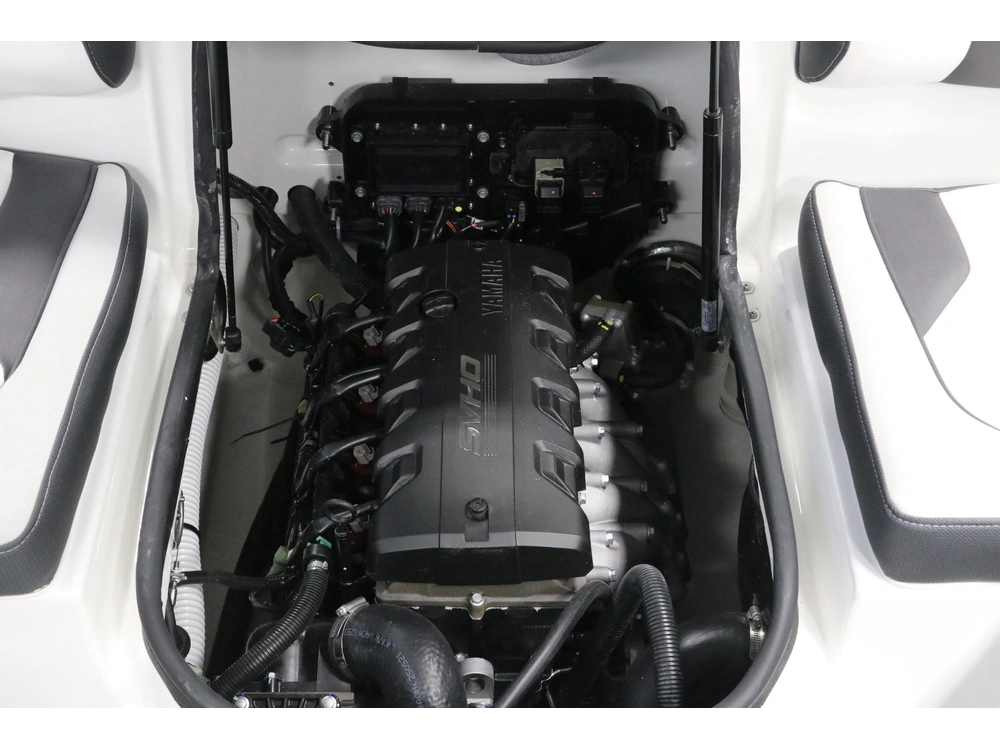 2026 Yamaha Ar195 alt