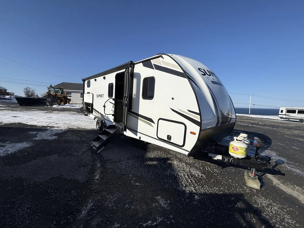 Sunset Trail 242bh 2022 alt