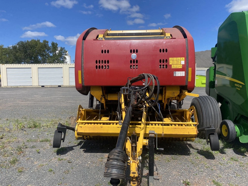 New Holland Rollbelt 450 2022 alt