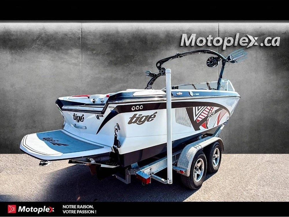 Autre Z3 Surf 2012 alt